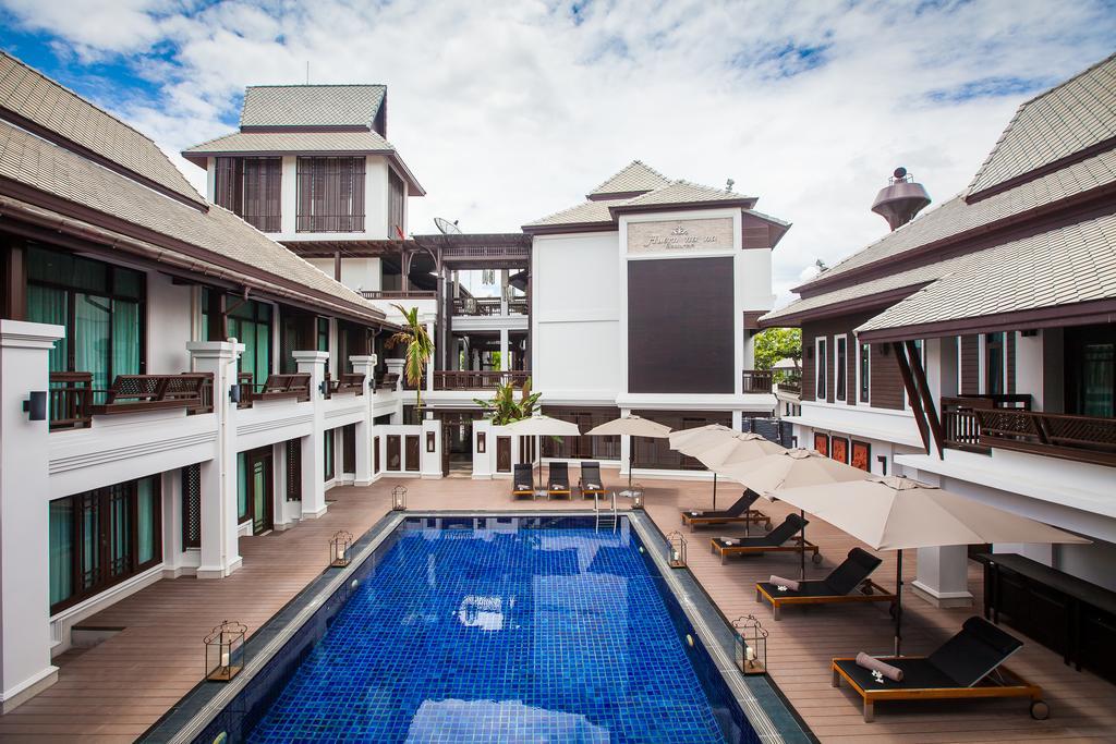 Huernnana Boutique Hotel Phrae Exteriör bild