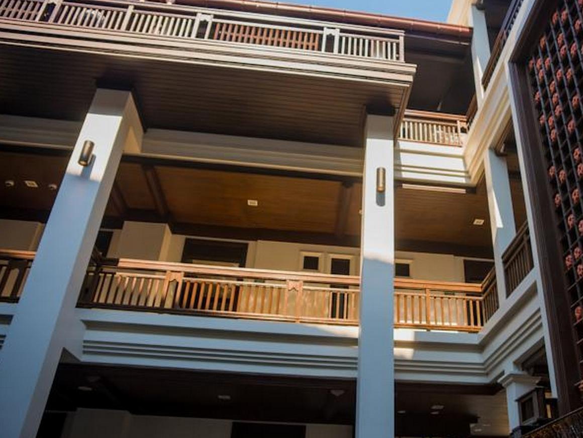Huernnana Boutique Hotel Phrae Exteriör bild