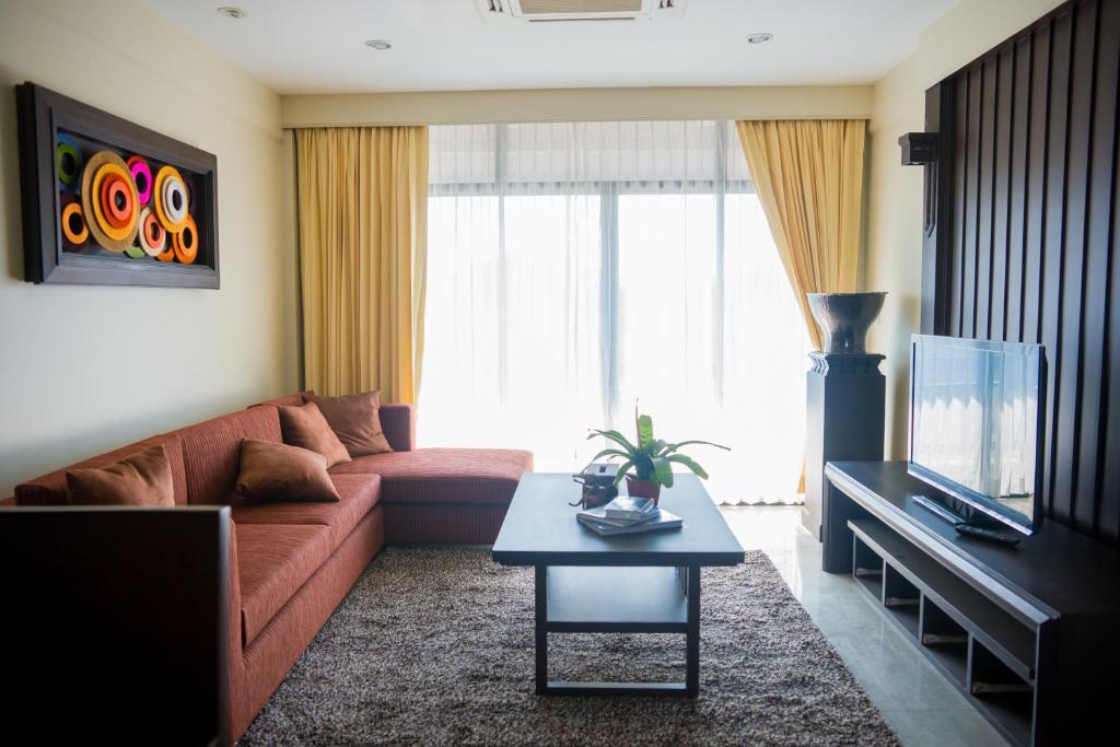 Huernnana Boutique Hotel Phrae Exteriör bild